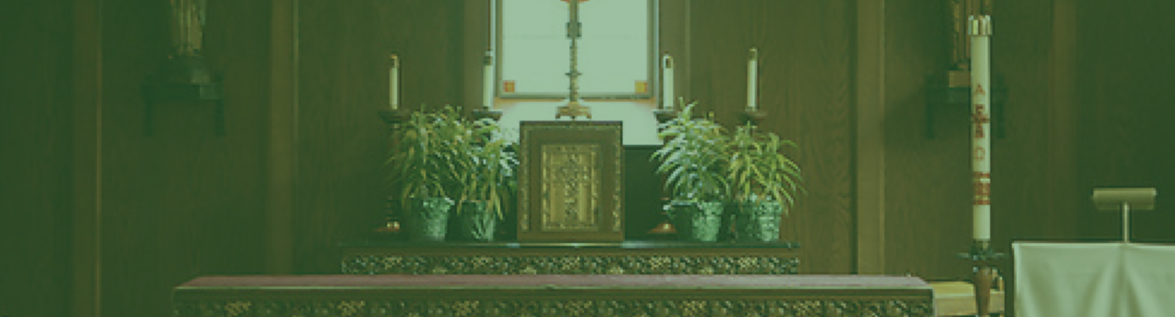 An image of the Zahm Hall chapel altar, tinted green